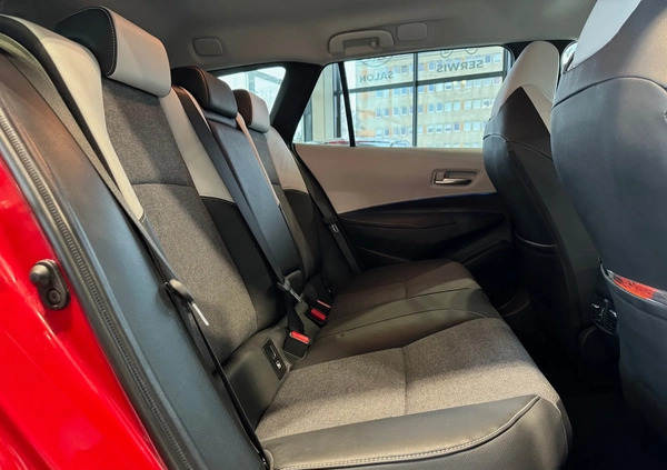 Toyota Corolla cena 99999 przebieg: 54302, rok produkcji 2019 z Nekla małe 436